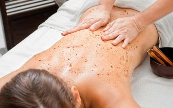 Estética y bienestar Escarcha masaje de espalda